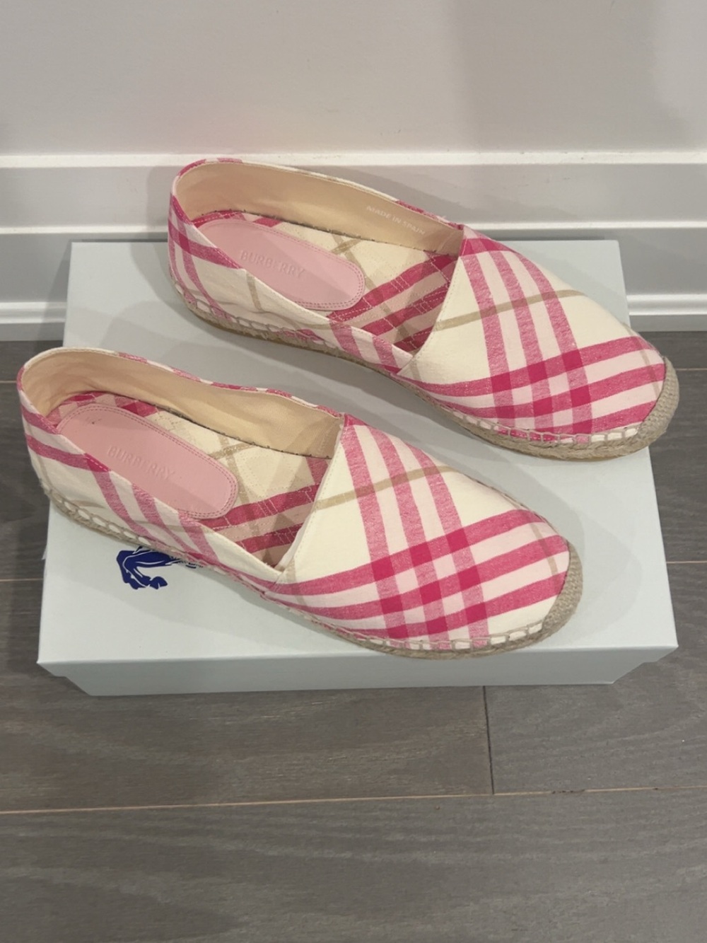 Burberry ALF Mews Check Espadrille Flats